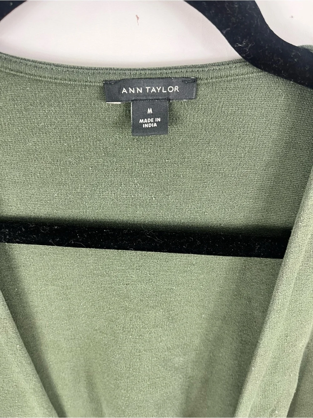 ANN TAYLOR Soft Knit Cardigan
